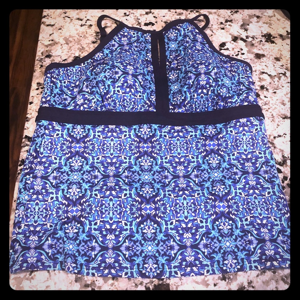 Land’s End tankini top size 14P